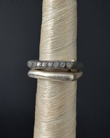 Rosa Maria – Contemporary Sculptural Jewelry