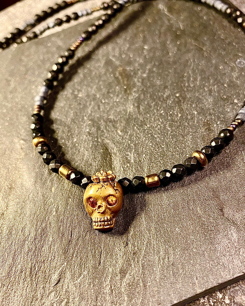 Catherine Michiels - Bob at Night Necklace Catherine Michiels - Bob at Night Necklace
