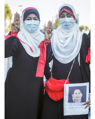 Myanmar - She is a Hero 10