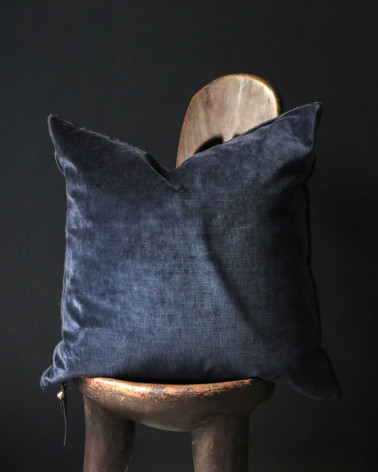Maison de Vacances - Night Blue royal velvet cushion