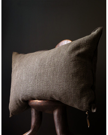 Maison de Vacances - Charcoal nomade cushion