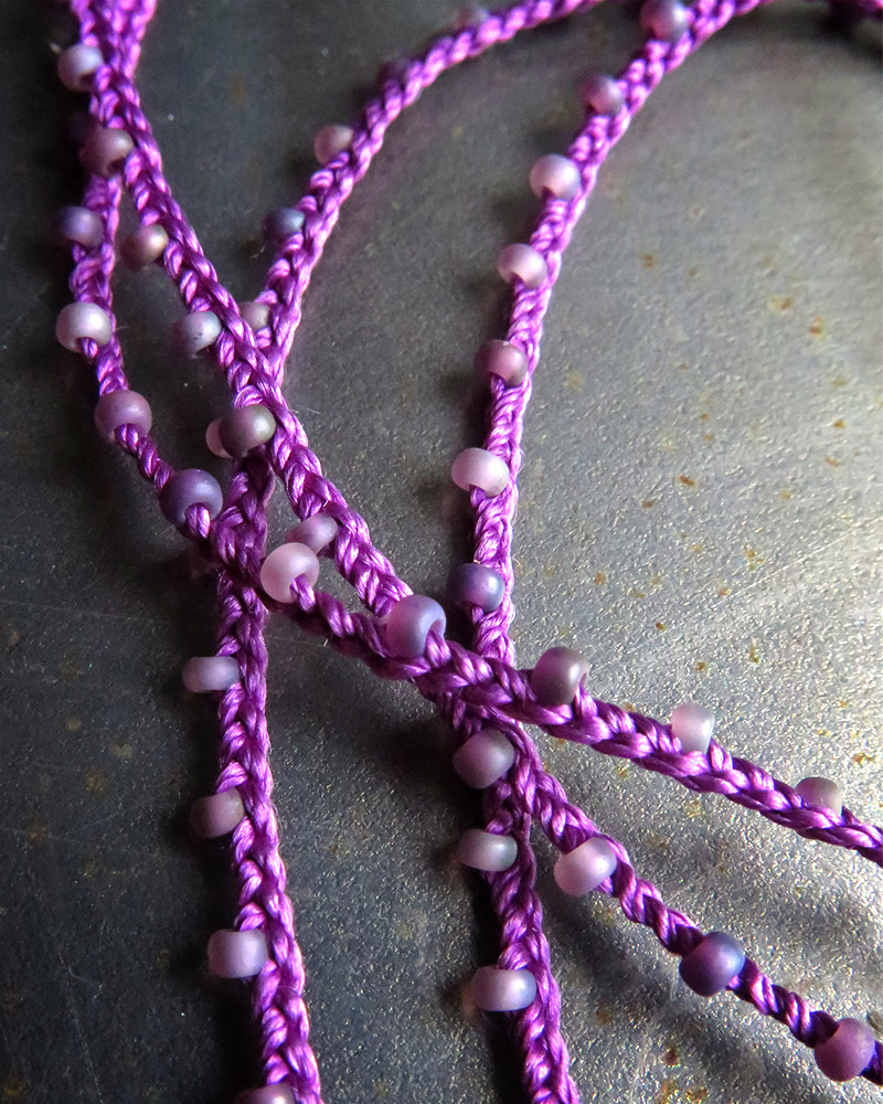 Catherine Michiels - Embroidered beaded cord Catherine Michiels - Embroidered beaded cord
