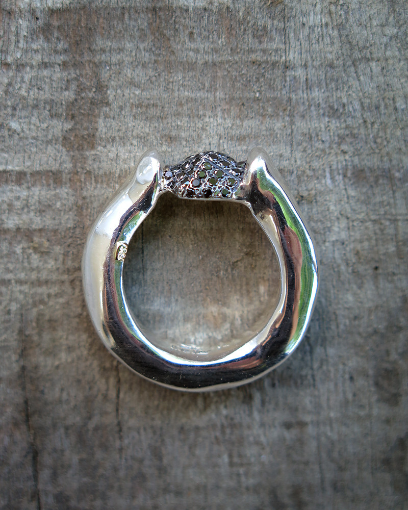 Rosa Maria - Pilar, black diamonds Rosa Maria - Pilar, black diamonds