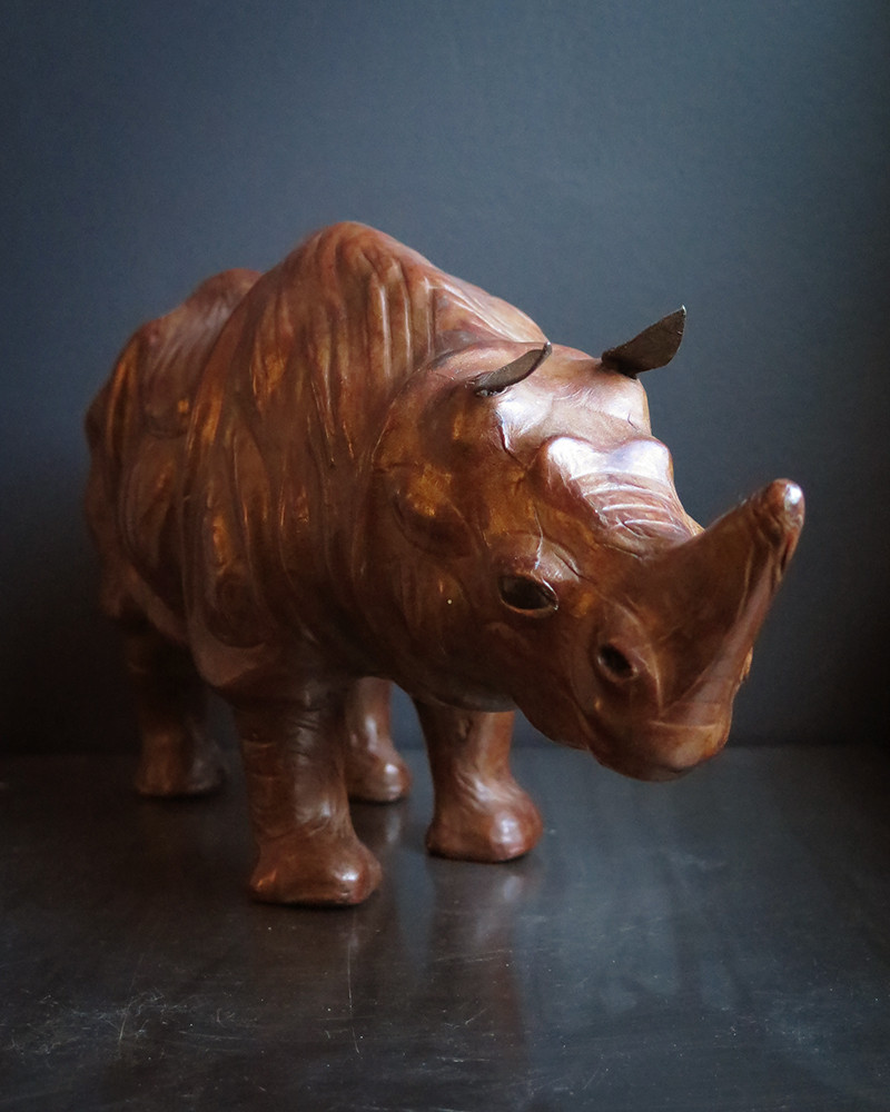 Curiosité - Rhino en cuir