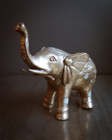 Eléphant en métal argenté