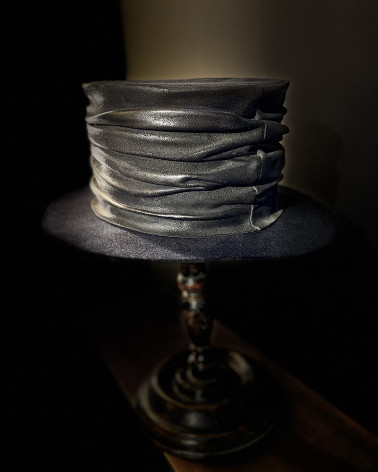 Move - Chapeau haut de forme large bandeau cuir