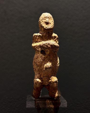 Mu’po Statuette