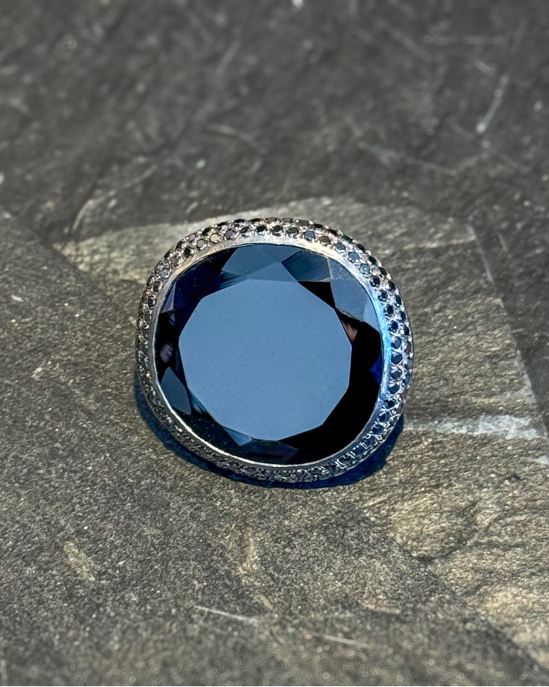 Rosa Maria - Bague Spinelle et diamants noirs