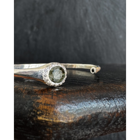 Rosa Maria - Silver bracelet with green rutile quartz and diamonds