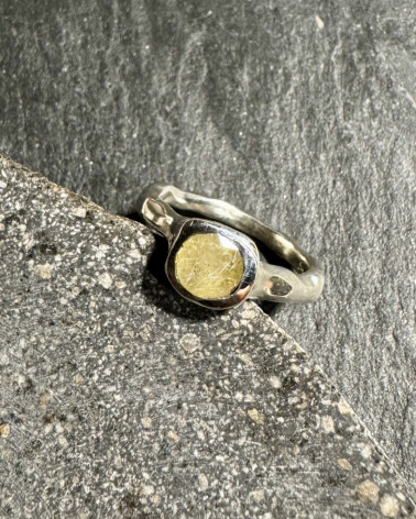 Rosa Maria - petite bague quartz doré