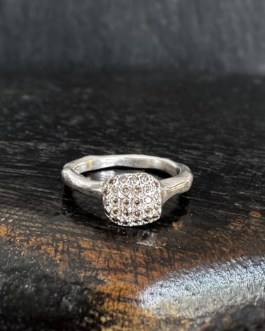 Rosa Maria - small diamonds-paved ring