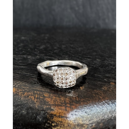 Rosa Maria - small diamonds-paved ring