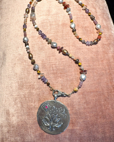 Catherine Michiels - Multistone and pearls necklace