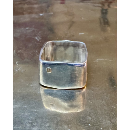 Rosa Maria - Une Bague Carrée !