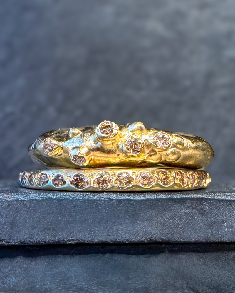 Rosa Maria - Diamond-crowned ring