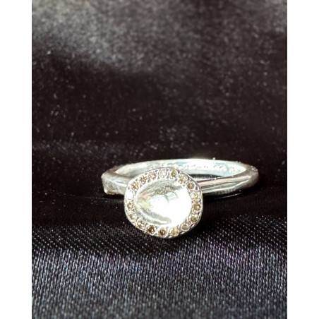 Rosa Maria - small diamonds-paved ring